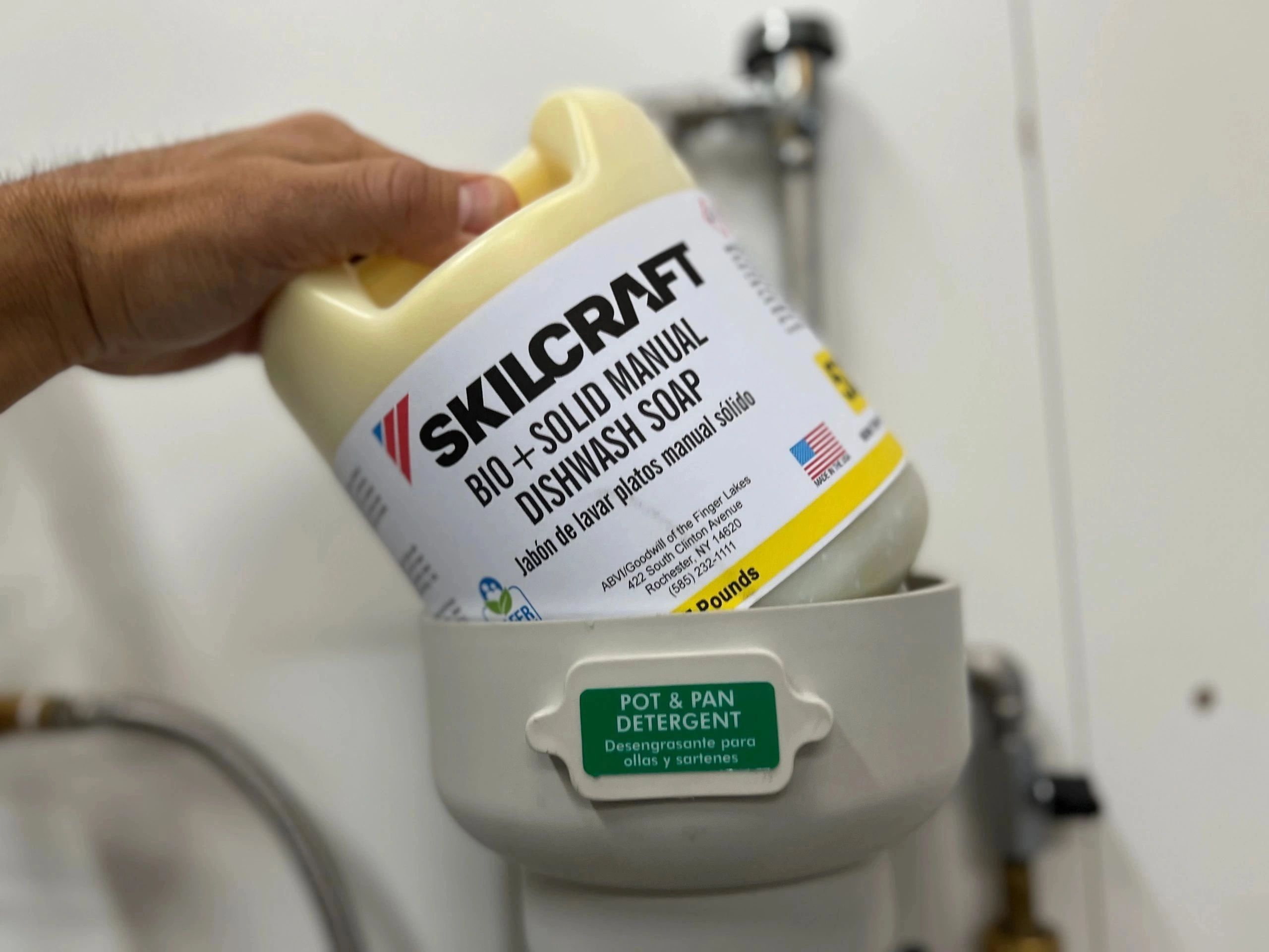 SKILCRAFT Solid Cleaners